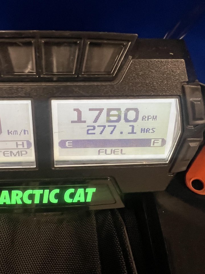 Arctic cat riot 8000