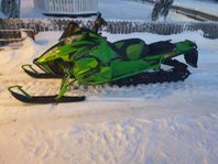 Arctic Cat M8000 HC -17