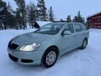 Skoda Octavia Kombi 1.6 TDI Ambiente Euro 5