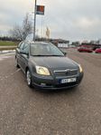 Toyota Avensis Kombi 1.8 VVT-i Automat 