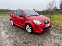 Citroën C2 1.6 VTS 122hk ny besiktigad 