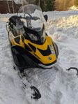 Ski-doo Skandic WT 550f . 