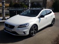 Volvo V40 T5 R-Design 2018 – Fullutrustad Lågmilare