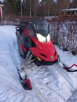   Lynx X-trim sc 600 e-tec -09 och Ski-Doo Freeride 800r -16