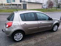 Renault Clio 5-dörrars Halvkombi 1.2 E85 Euro 5