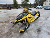 ski-doo mxz 550f