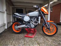 Ktm 640 duke 