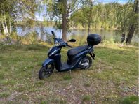 Honda Vision 110 inkl. dubbdäck o toppbox