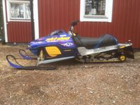 Ski-doo Summit 800 -03a