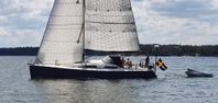 Salona 42R -2007, Performence racer and a pleasure cruiser