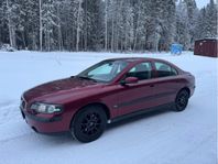 Volvo S60 2.4 Nybesiktad Drag 