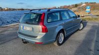 Volvo V50 1.6 D Momentum Euro 4, Nyservad, Dragkrok