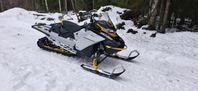 Skidoo Backcountry 600R 2023 146" Dubbeldyna Nyserv Nyskick