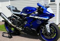 Yamaha R6 banhoj