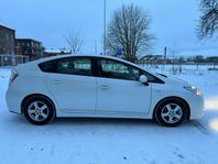 Toyota Prius CVT, årsskatt 360kr, panoramatak, takbox ingår 