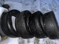 Nokian 245/40-20 vinterdäck