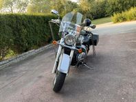 Suzuki Velosia Intruder vl 800