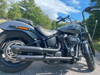 Harley-Davidson Street Bob 114 – Årsmodell 2022 (330 mil)