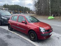 Renault Clio 2004