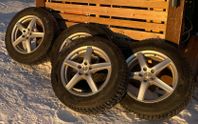 Vinterdäck dubb 215/65 R17  Opel fälg