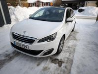 Peugeot 308 SW 1.2, Allure-paket, PANORAMATAK, SoV, M&K-värm