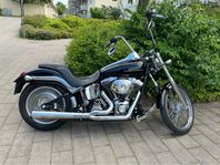 Harley Davidson softail deuce