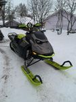 Ski-doo summit exp 850 E-tec