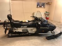 Ski-doo touring 380F