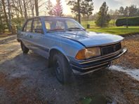 Peugeot 305 Cristal