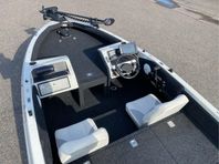 Sportfiskebåt/ombyggd bayliner bowrider Mercury 60hk 2takt