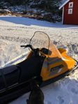 Skidoo snöskoter 