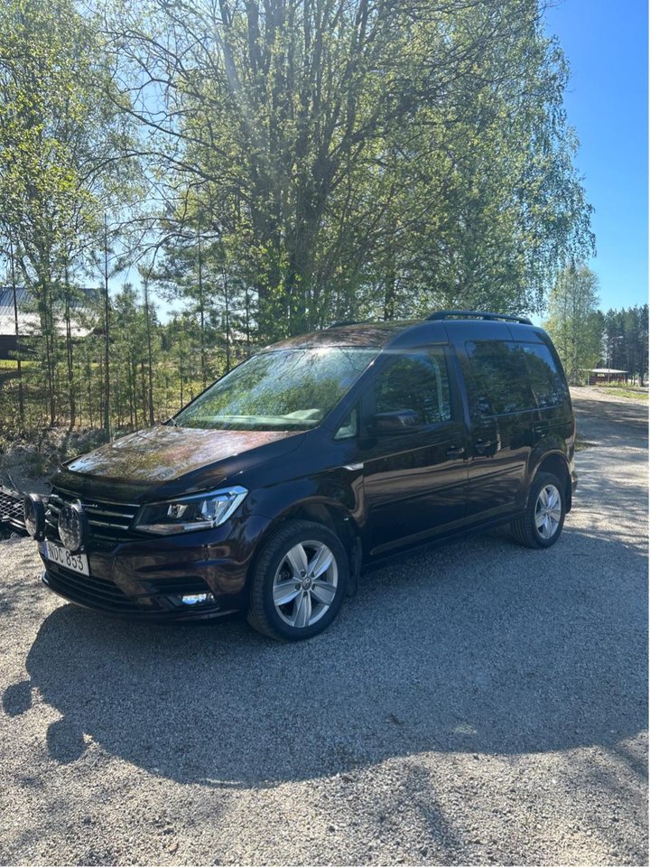 Volkswagen Caddy Life 2.0 TDI...