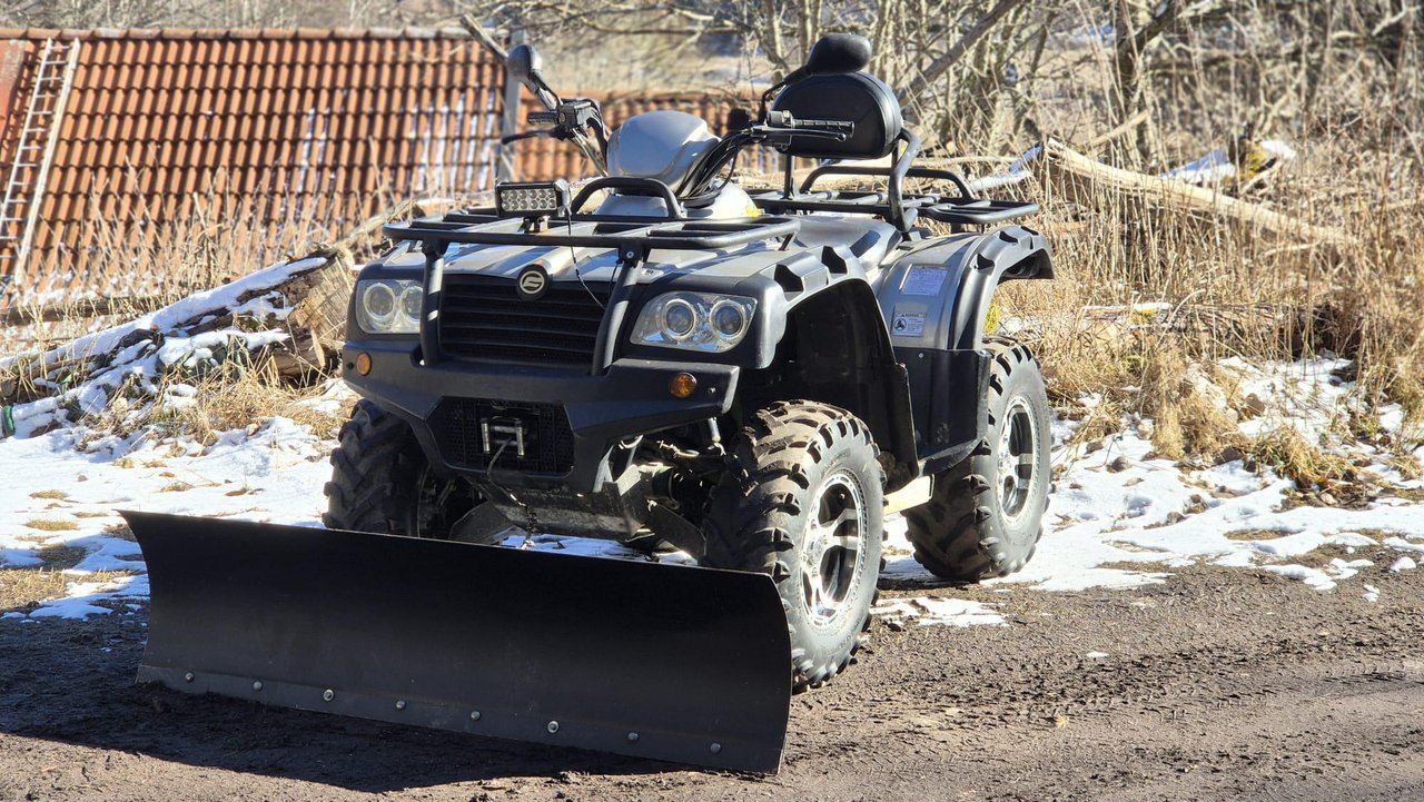 Cf moto 500 allroad med snöplog