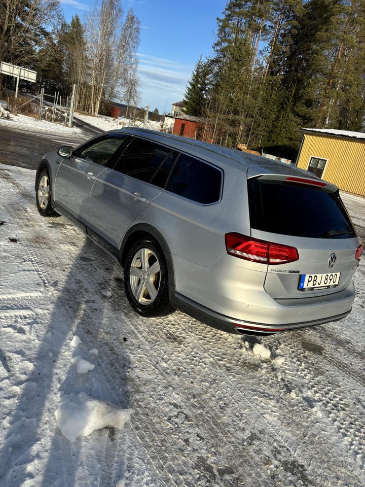 Volkswagen Passat Alltrack 2....