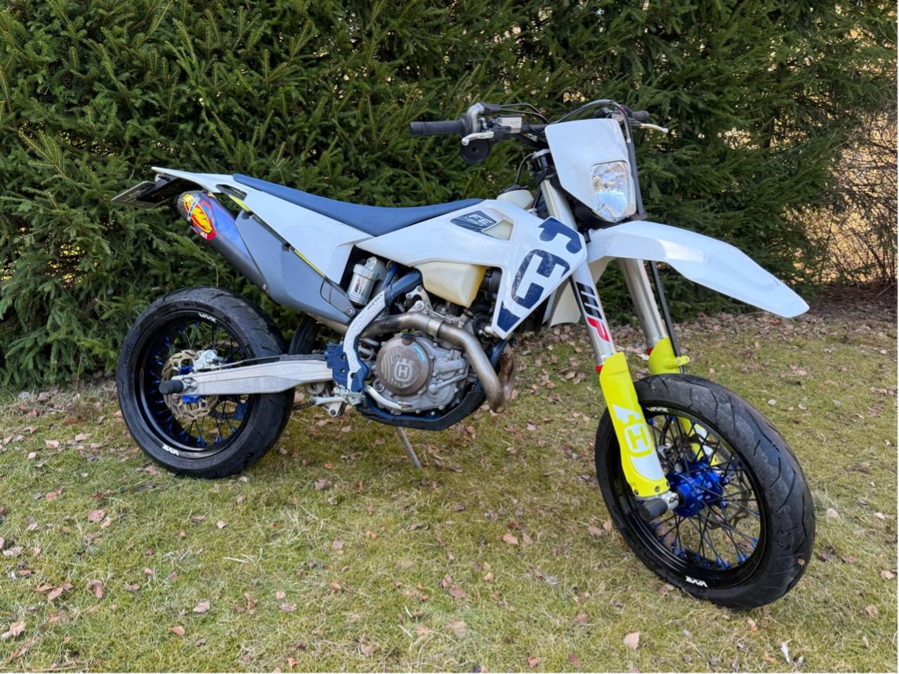 Husqvarna FE 450 - Supermotard