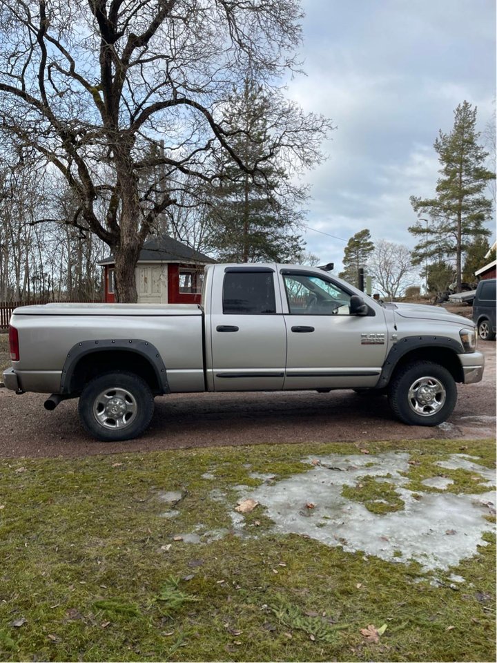 Dodge ram 2500 5.9l 24v cummins