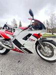 Yamaha FZR1000