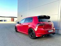 Volkswagen Golf R 2.0 TSI 4Motion