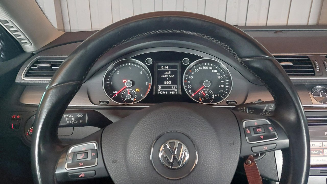 VW Passat Variant 2.0 TDI DPF...