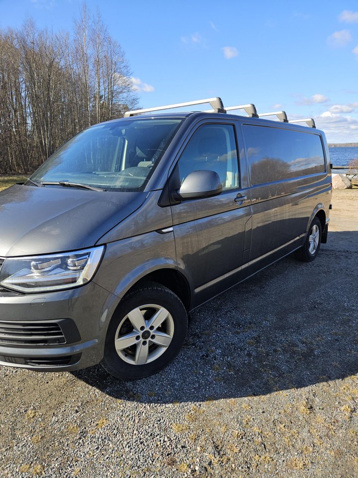 Volkswagen Transporter T6 2.0...