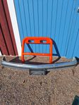 Frontbåge, kofångare.
