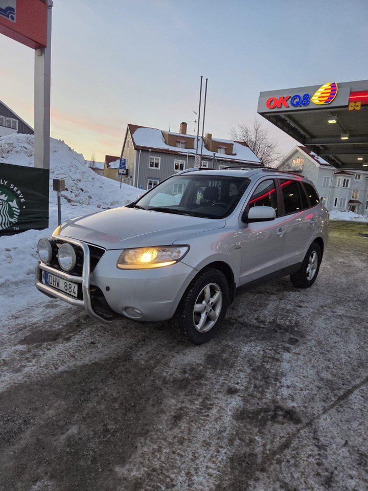 Hyundai Santa Fe 2.2 CRDi 4WD...