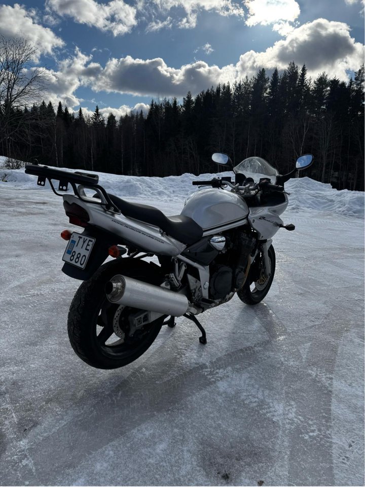 Suzuki bandit 1200