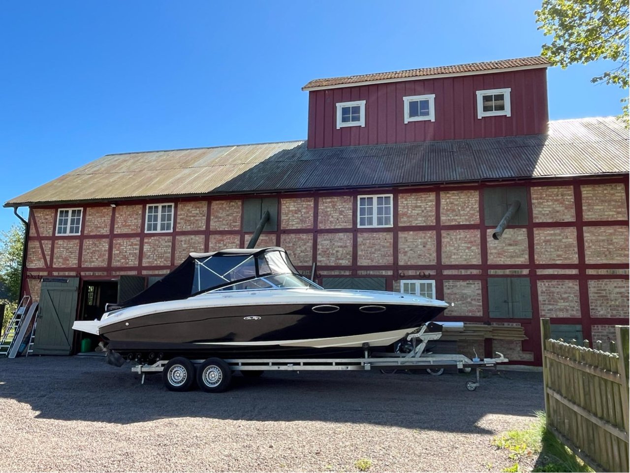 Sea Ray 240 SunSport 