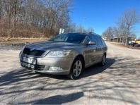 Skoda Octavia Kombi 1.6 TDI Elegance Euro 5