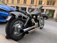 Honda VT750DC Black Widow