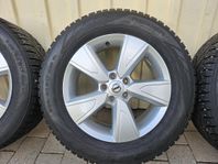 Volvo Orginal 235/60/17 DUBB XC40 XC60 m.m