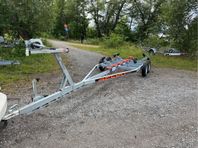 Ny respo 2000 kg boggie trailer , båt 4-7m