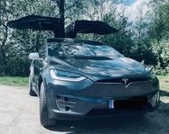 Tesla Model X 75D