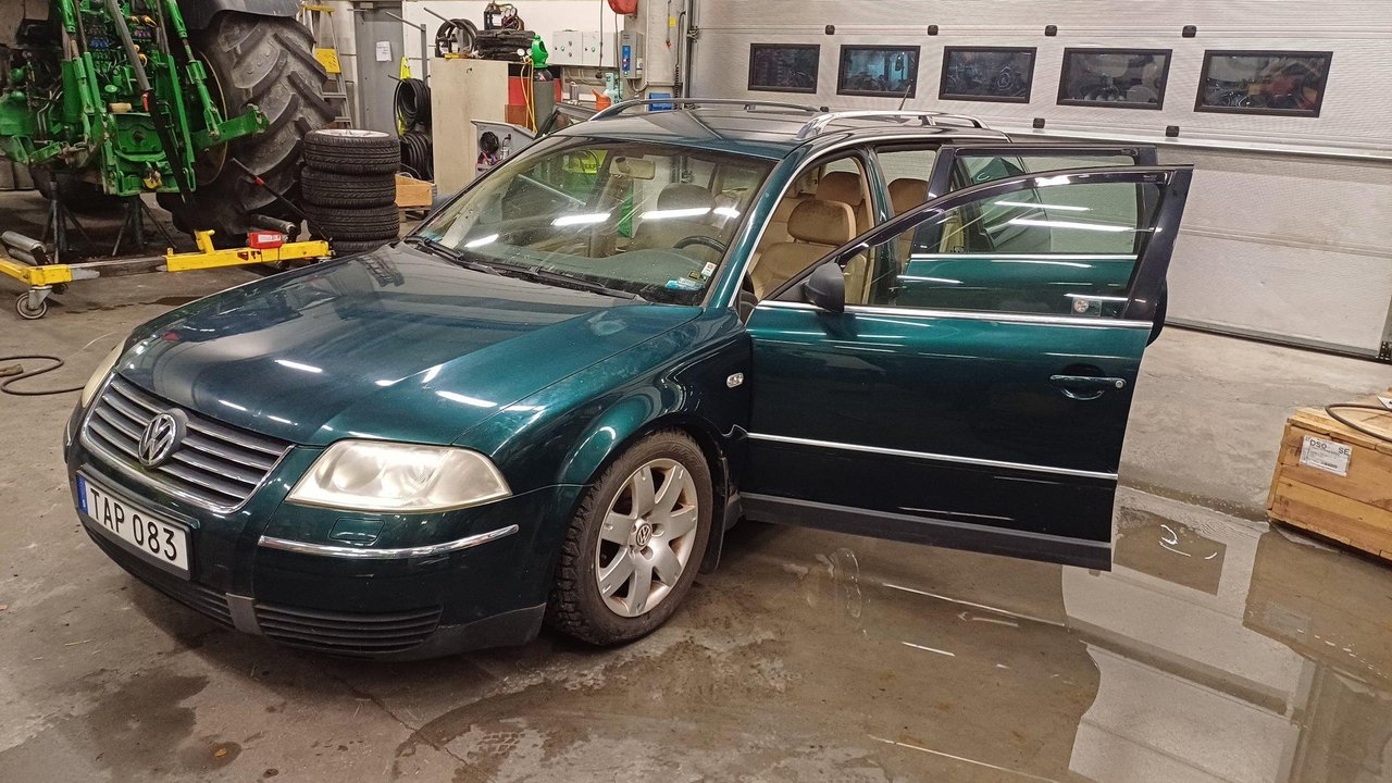 Volkswagen Passat Variant 2.3...